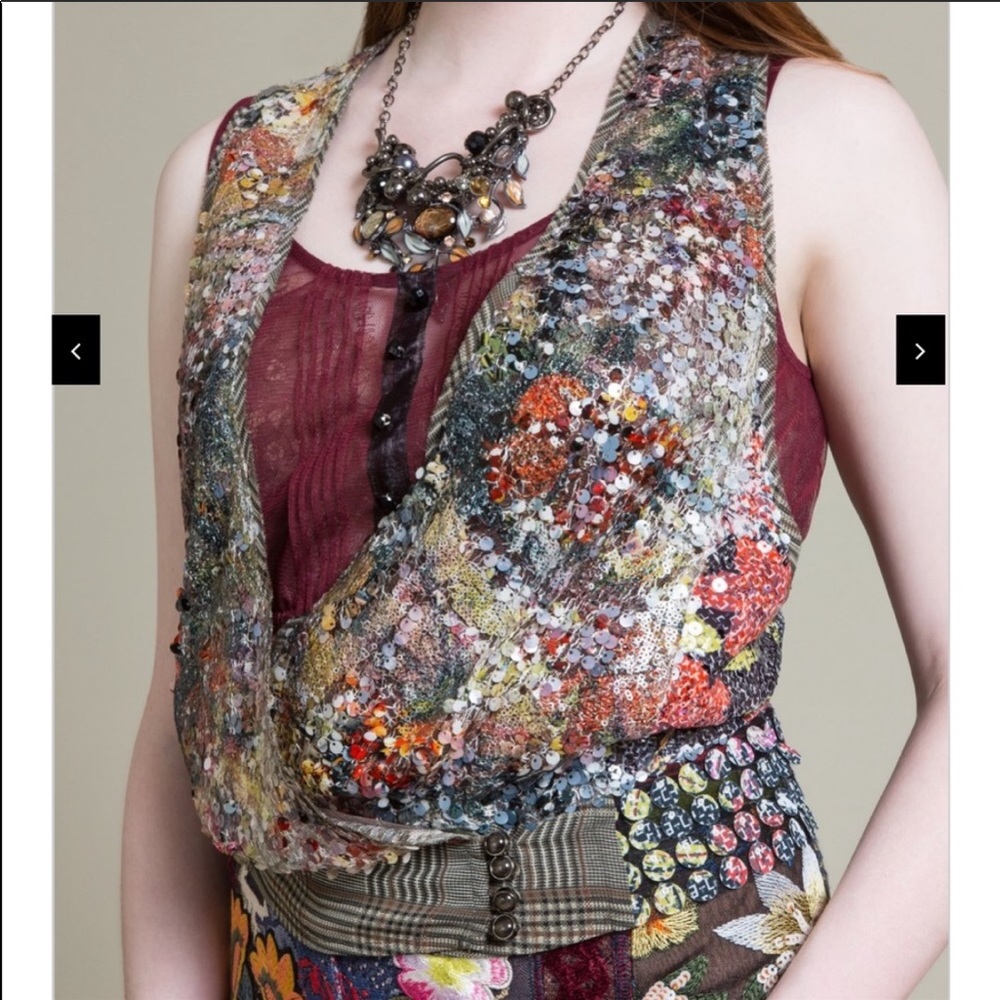 Byron lars top